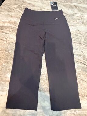 Nike Dri-FIT Leggings Women’s Small NWT Black Workout Athletic Pants